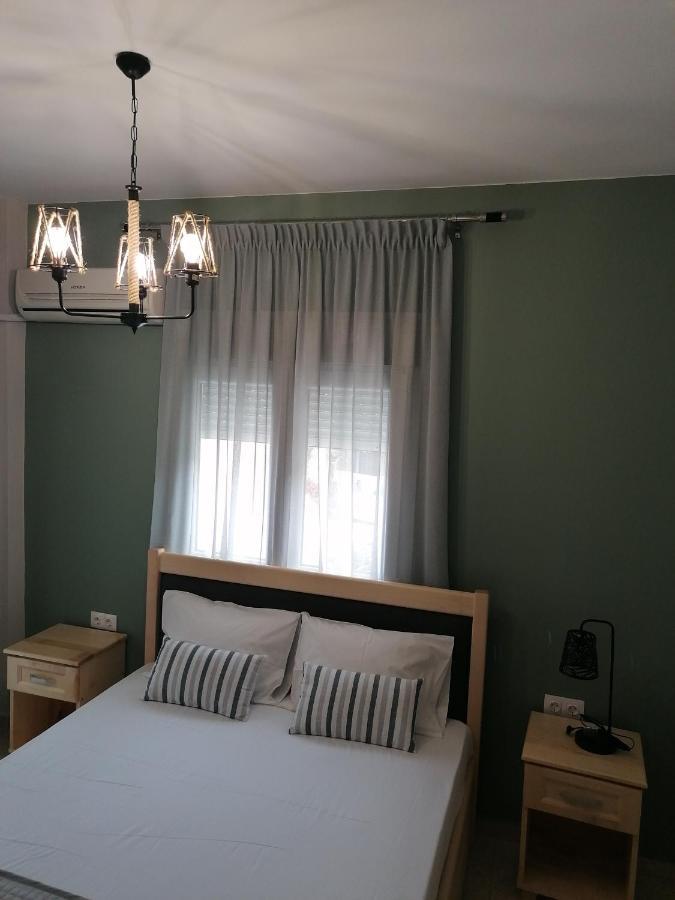 סקאלה פוטאמיאס Green Island Residence מראה חיצוני תמונה
